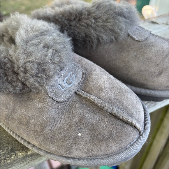 slippers - Picture 6 of 9